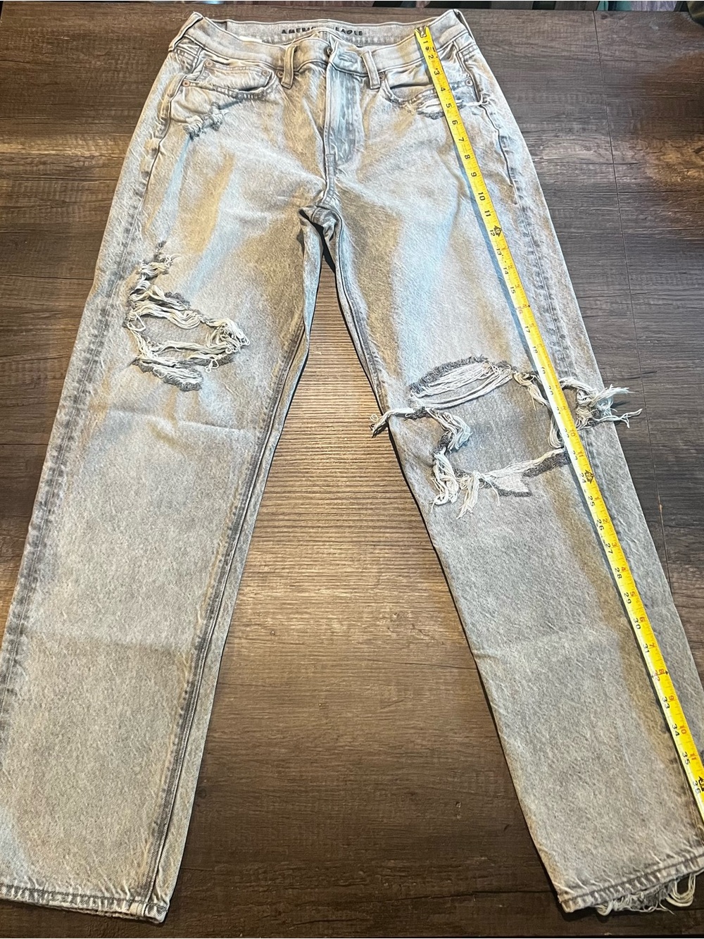 American Eagle Outfitters Light Gray Distressed Straight Jeans